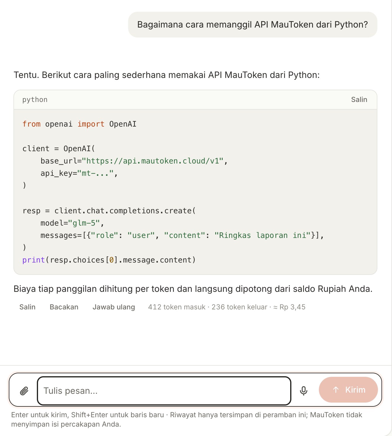 Percakapan di chat MarkasAI: pertanyaan, jawaban dengan contoh kode Python, dan kolom pesan